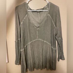 POL Quarter Sleeve Flowy Tunic Tee | S